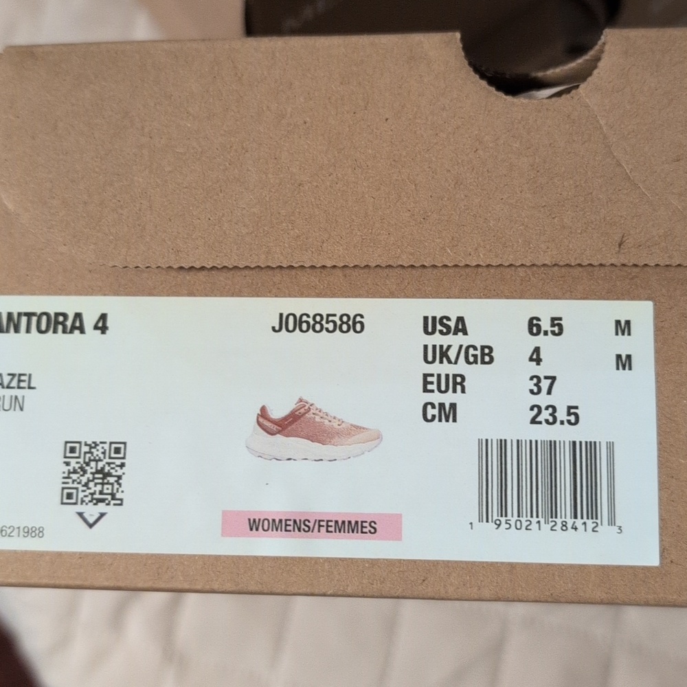 Antora 4 Women's Sneaker in Hazel